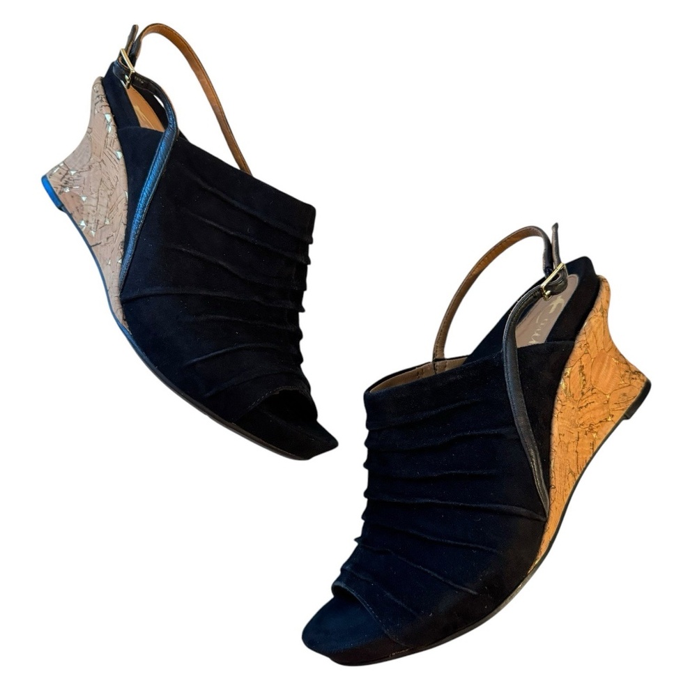 EARTHIES Kelderra Black Suede Slingback Cork Wedge Heels Sandals Women's Size 8